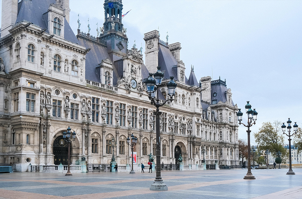 CITY GUIDE-PARIS-HOTEL DE VILLE-5